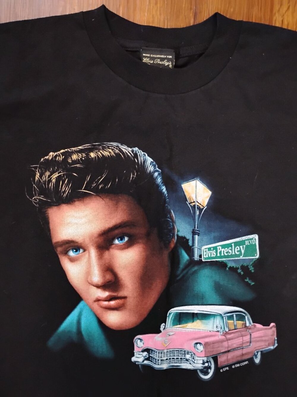 Deadstock Vintage Elvis Presley Graceland Pink '57 Chevy T-Shirt